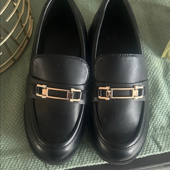 GAP Other - GAP Black Girls' Dress Loafers with Gold Buckle